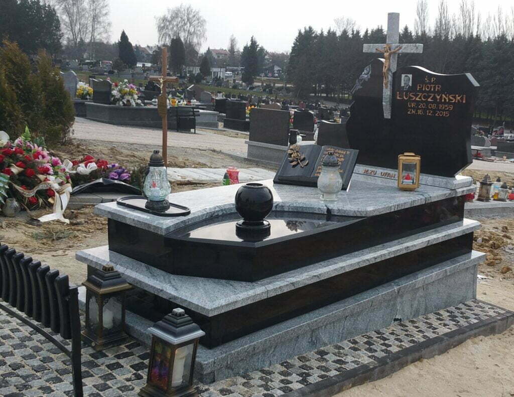 Nagrobek Majdan Sopocki