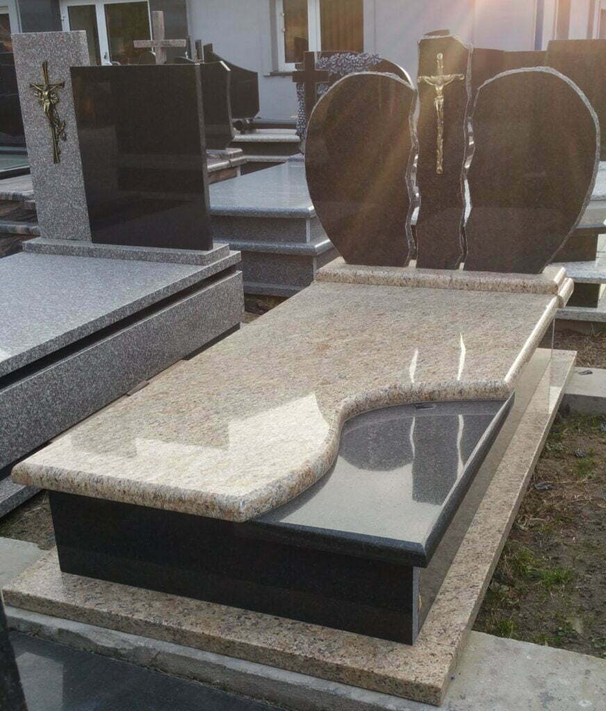 Nagrobek Ruda Różaniecka