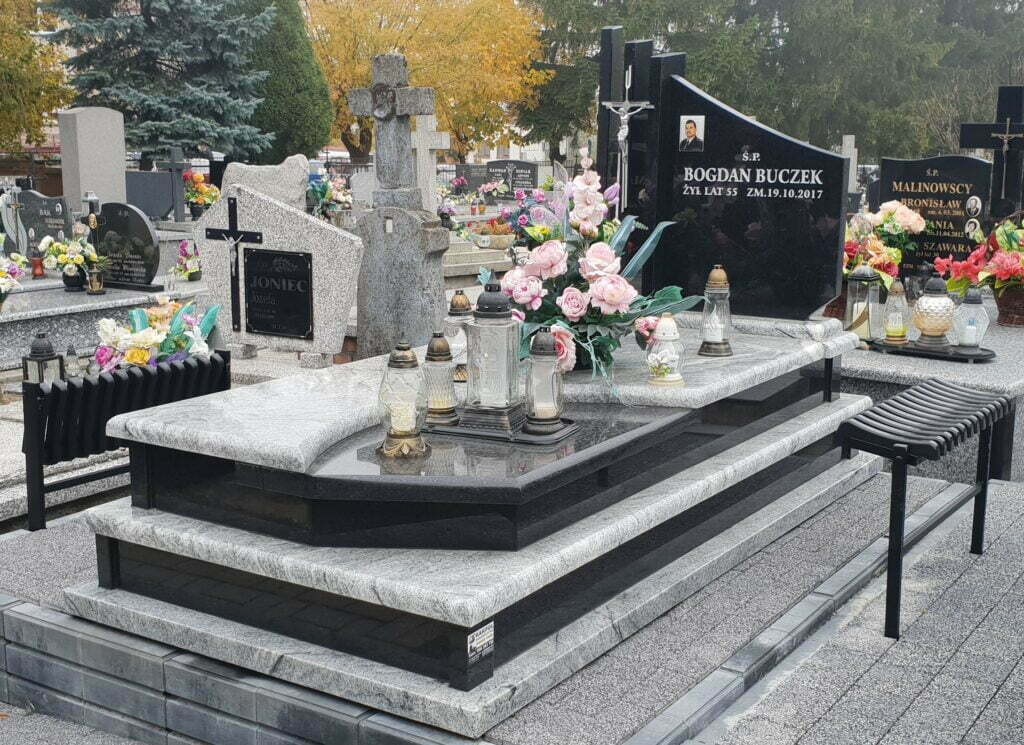 Nagrobki Viscont White Granit Cieszanów 