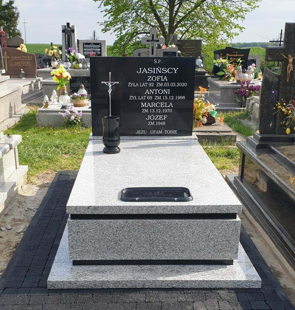 Nagrobek cmentarny Oleszyce