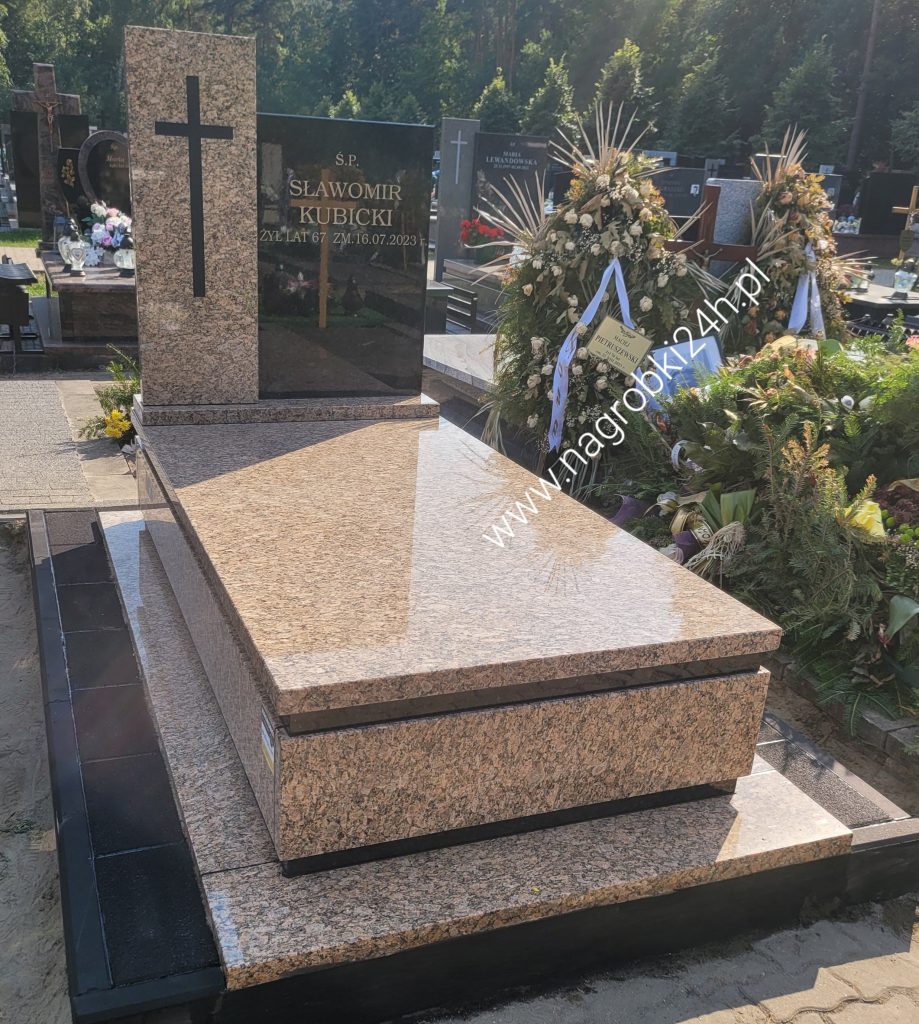 Nagrobek granitowy dwuosobowy Janów Lubelski Nagrobek granitowy dwuosobowy Janów Lubelski