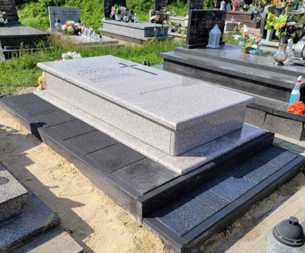 Nagrobek pomnik Ursus